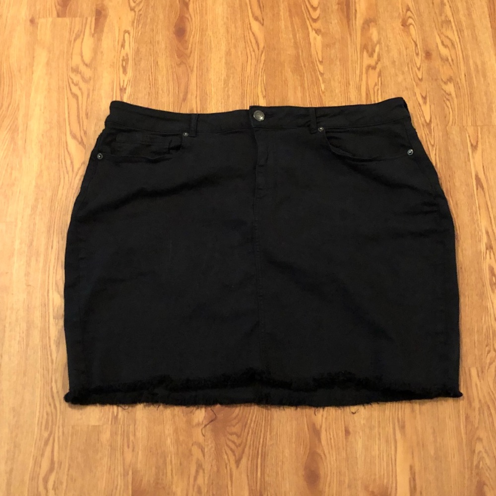 Denim Frayed Skirt
